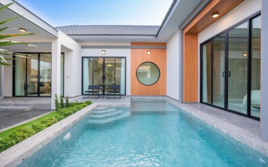 Indy Premium Pool Villas