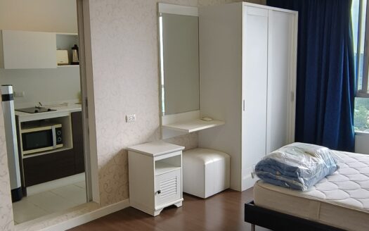 Baan KunKoey studio B802